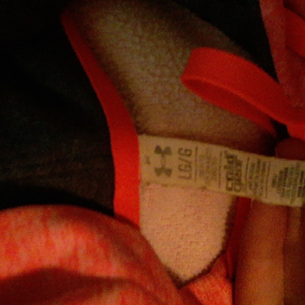 Under armour hoodie - Picture 2 of 2